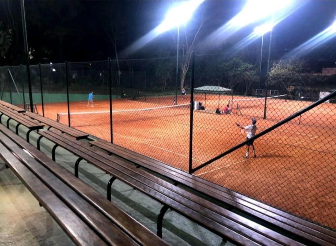 Appartamento Loft Central De Itaipava - Granja Brasil Petrópolis Esterno foto